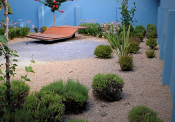 //Cliente: Institucional<br/>
                                                                                        //Ano:2008<br/>
                                                                                        //Local:Alameda, Lisboa<br/>
                                                                                        //Arqui.Paisagista: Rita Pacheco