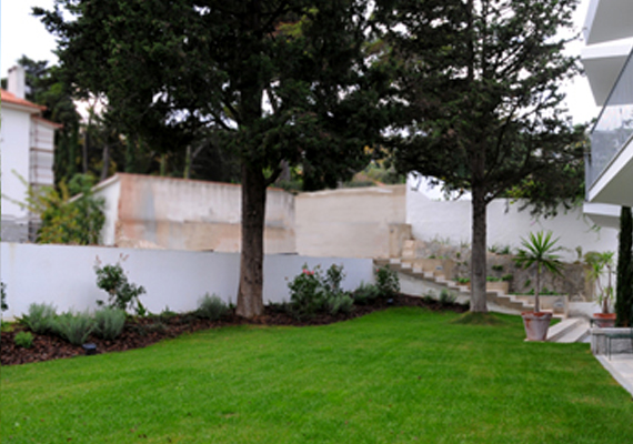//Cliente: Particular<br/>
                                                                                        
                                                                                        //Local: Caxias, Oeiras<br/>
